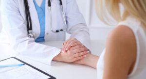 Doctor Patient Consult - Reduce Surgery Scarring